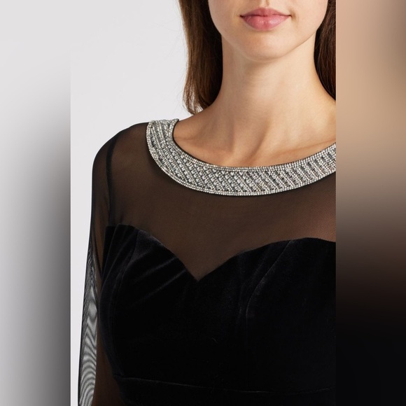 Alex Evenings 8191951 - Embellished Sheer Quarter Sleeve Evening Gown - Picture 3 of 10